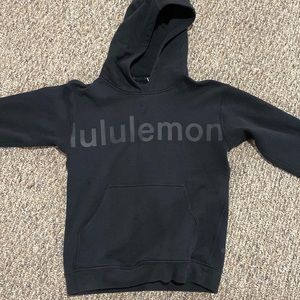 Lululemon black logo sweatshirt size 6